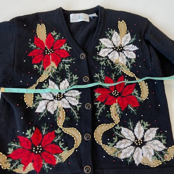 Design Options Cardigan Holiday Poinsettia Floral Black Beaded Size Large VTG - Picture 9 of 12